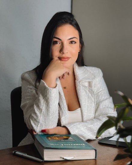 Drª. Mariana Mundin, advogada de Direito de Família